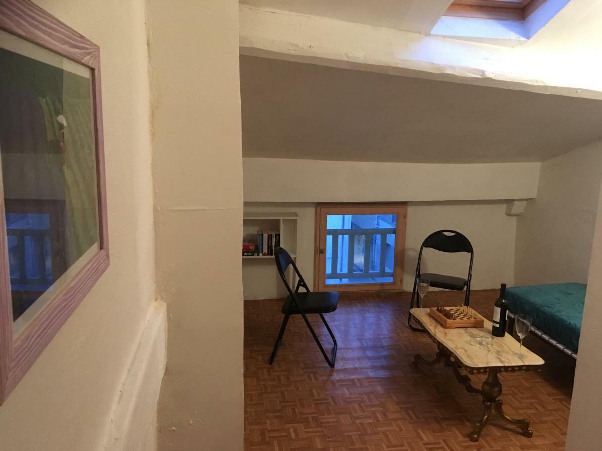 Вилла Entre L'Eglise Et La Place Кийан Экстерьер фото